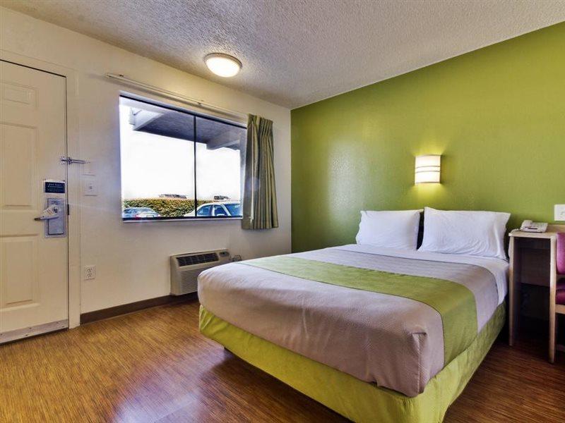 Hotel 6-irving, Tx - Dallas Irving