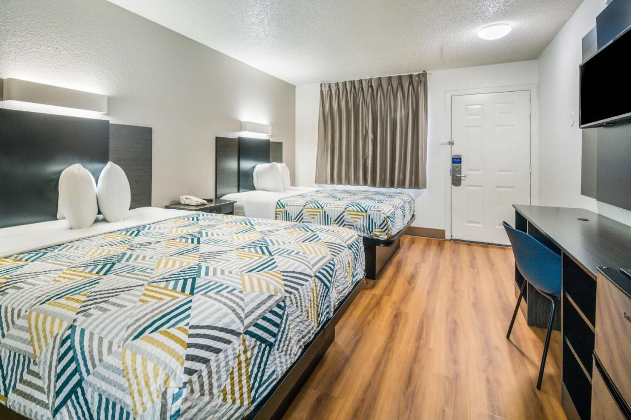 Hotel 6-irving, Tx - Dallas 2*