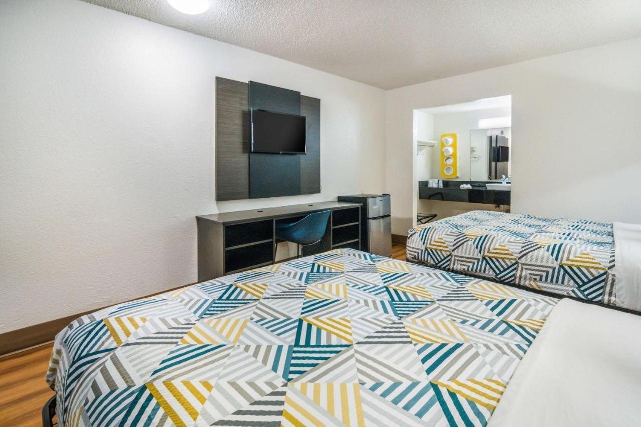 Hotel 6-irving, Tx - Dallas Irving